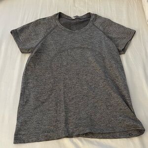 Lululemon Swiftly Tech Short-Sleeve Shirt Waist Length
